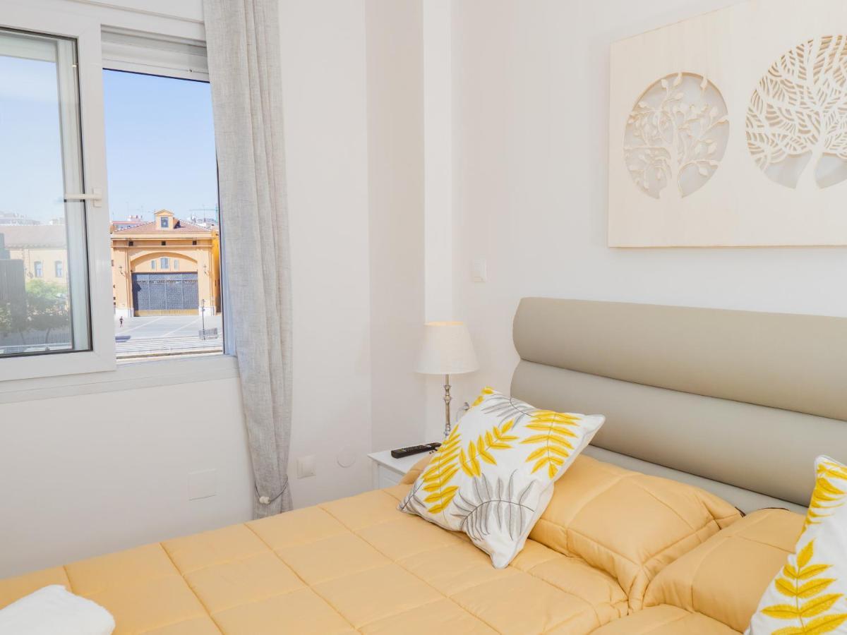 Cubo'S Apartamento Atocha With Optional Parking Malaga Luaran gambar