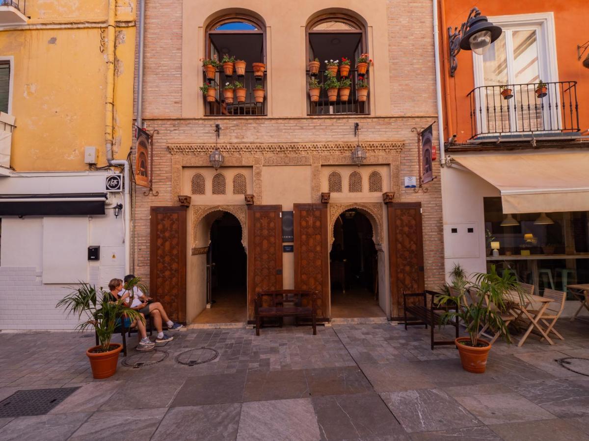 Cubo'S Apartamento Atocha With Optional Parking Malaga Luaran gambar