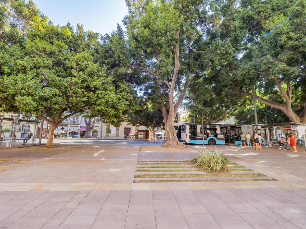 Cubo'S Apartamento Atocha With Optional Parking Malaga Luaran gambar