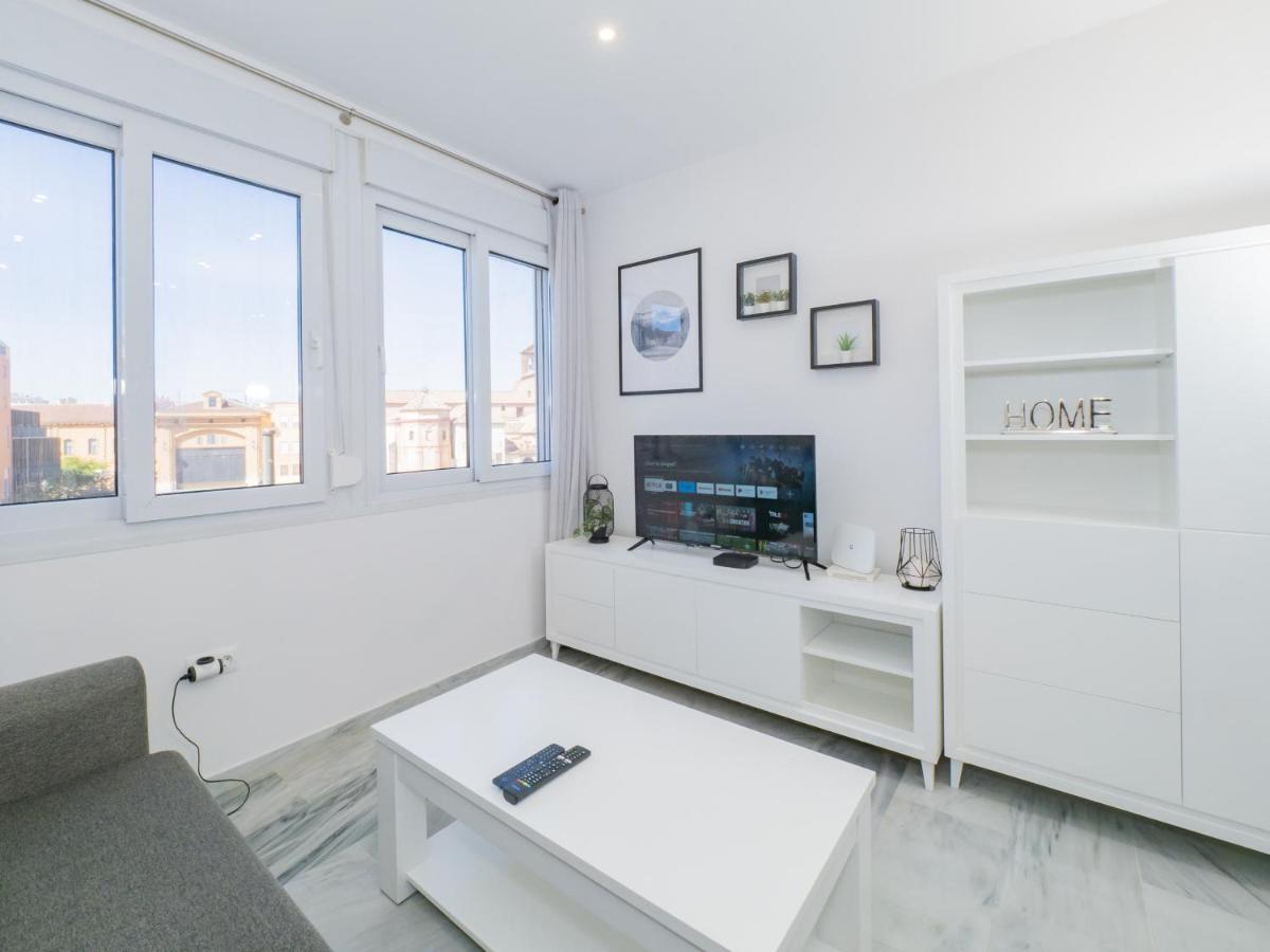 Cubo'S Apartamento Atocha With Optional Parking Malaga Luaran gambar