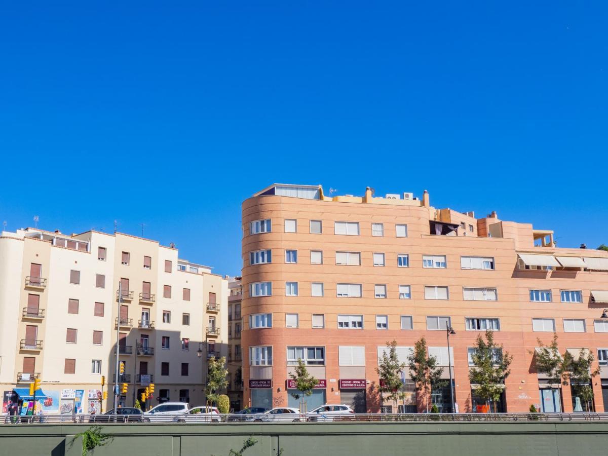 Cubo'S Apartamento Atocha With Optional Parking Malaga Luaran gambar