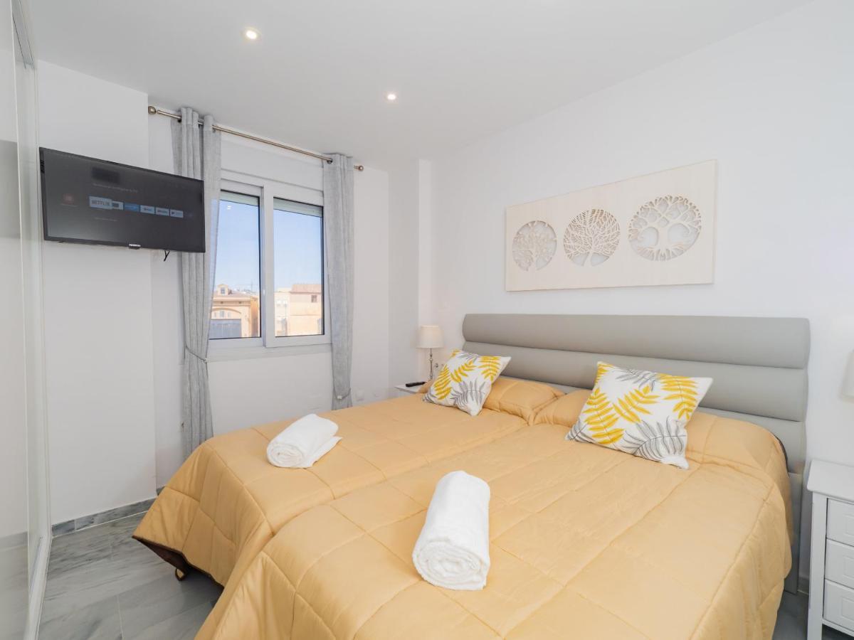 Cubo'S Apartamento Atocha With Optional Parking Malaga Luaran gambar