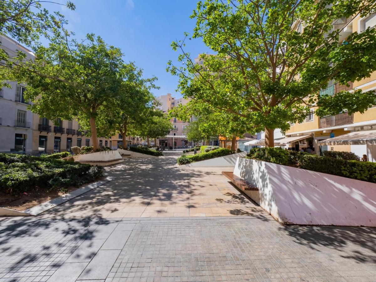 Cubo'S Apartamento Atocha With Optional Parking Malaga Luaran gambar