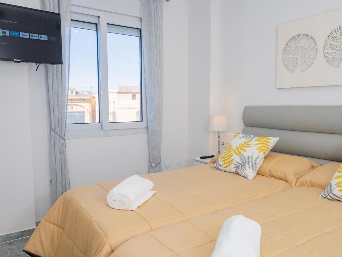 Cubo'S Apartamento Atocha With Optional Parking Malaga Luaran gambar